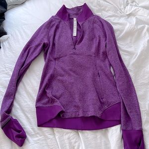 Lululemon size 4 quarter zip